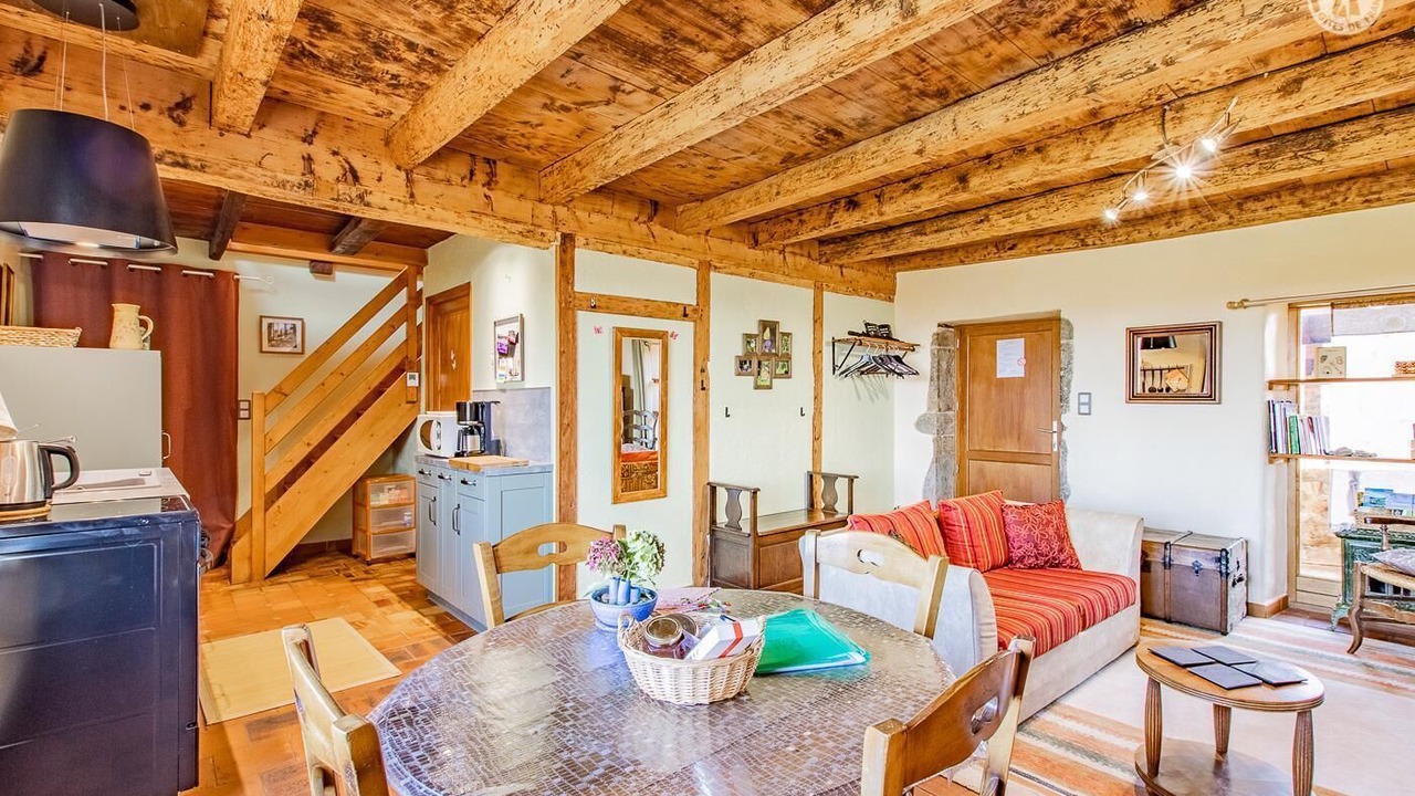 Photo of Livingroom in Bourgvilain