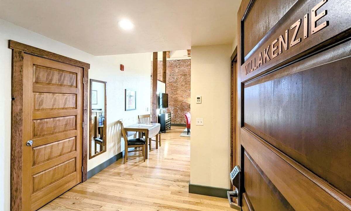 Photo of Others in Amity