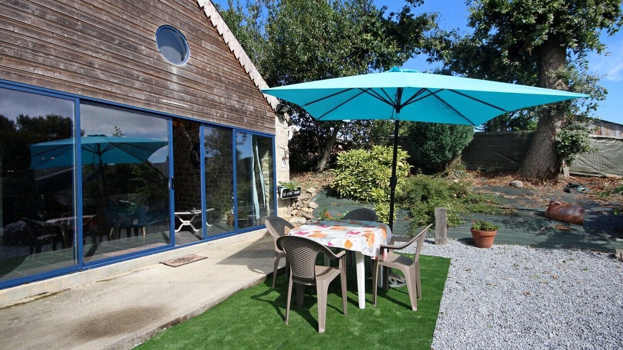 Photo of Outdoor in Limerzel