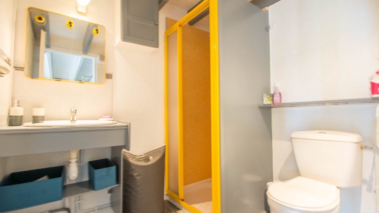 Photo of Bathroom in Limerzel