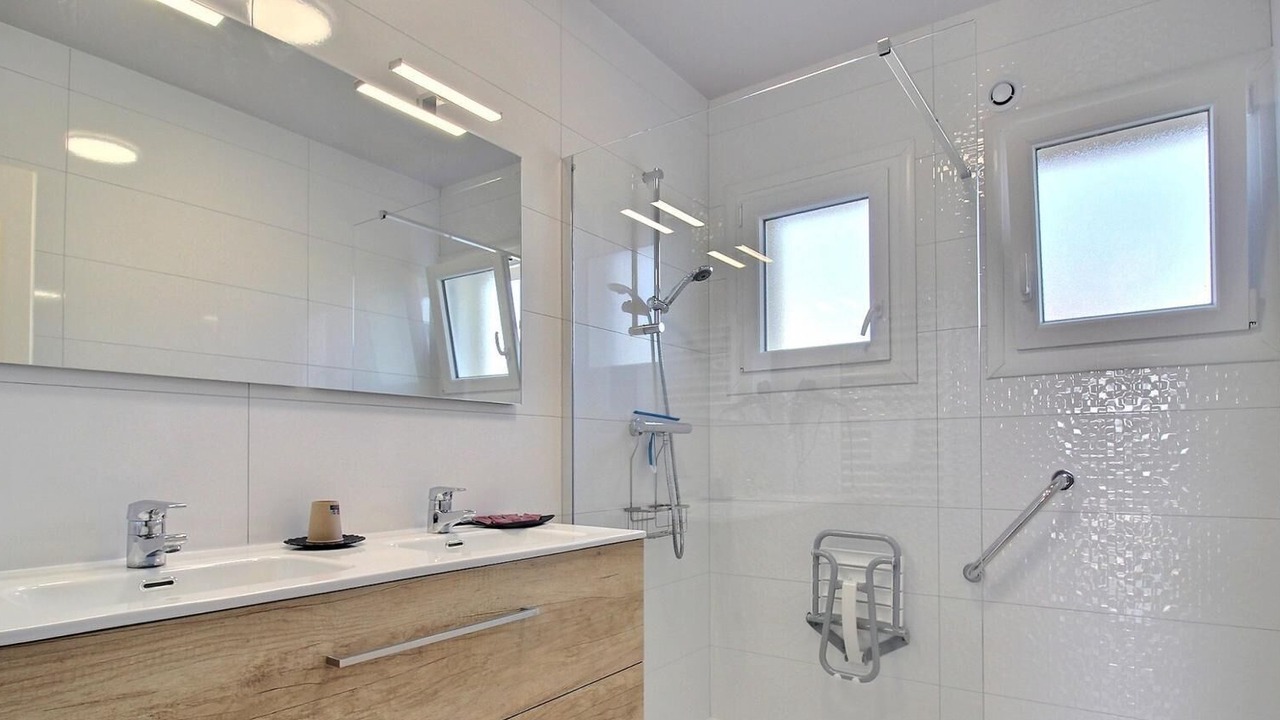 Photo of Bathroom in Noyal-Muzillac