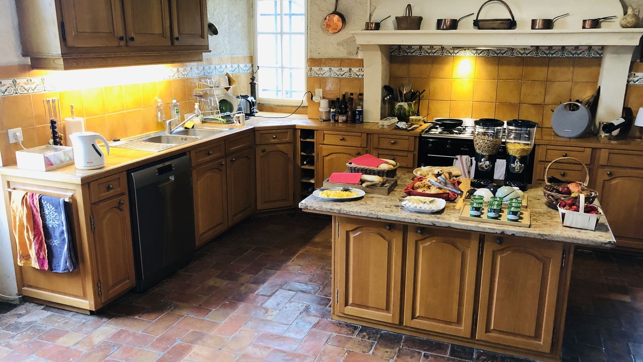 Photo of Kitchen in Saint-Martin-de-Castillon