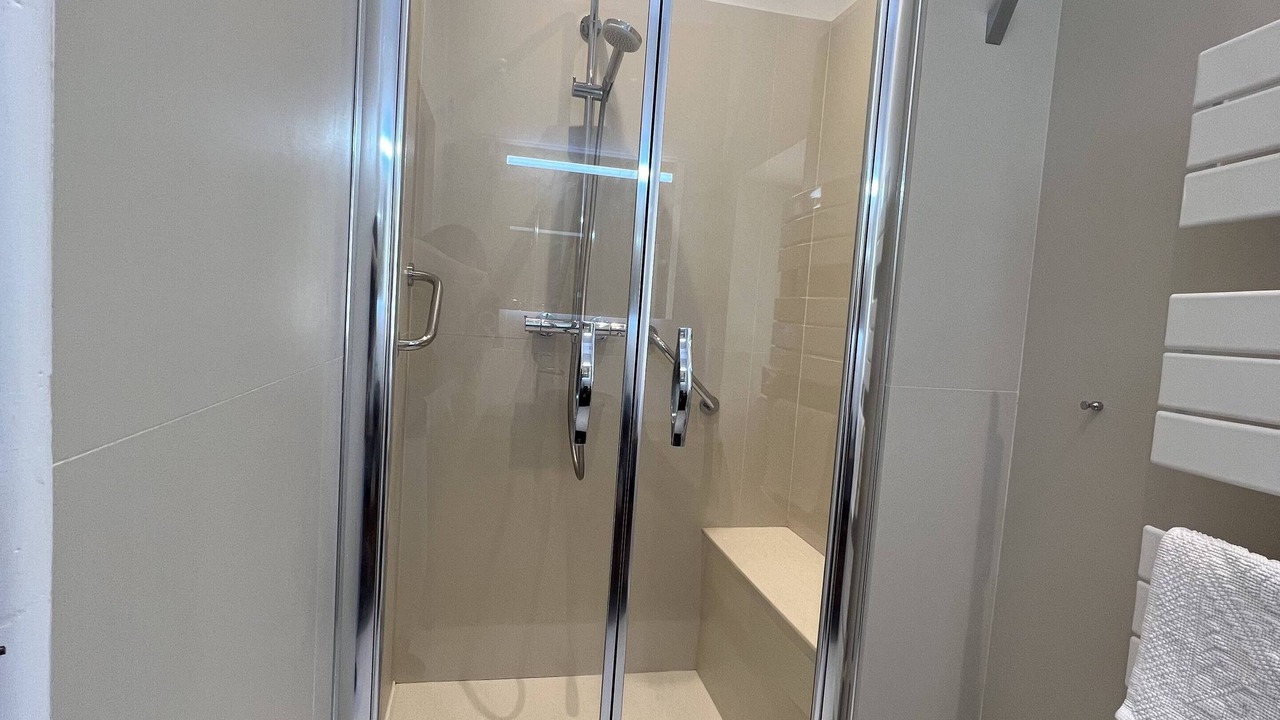 Photo of Bathroom in Saint-Martin-de-Castillon