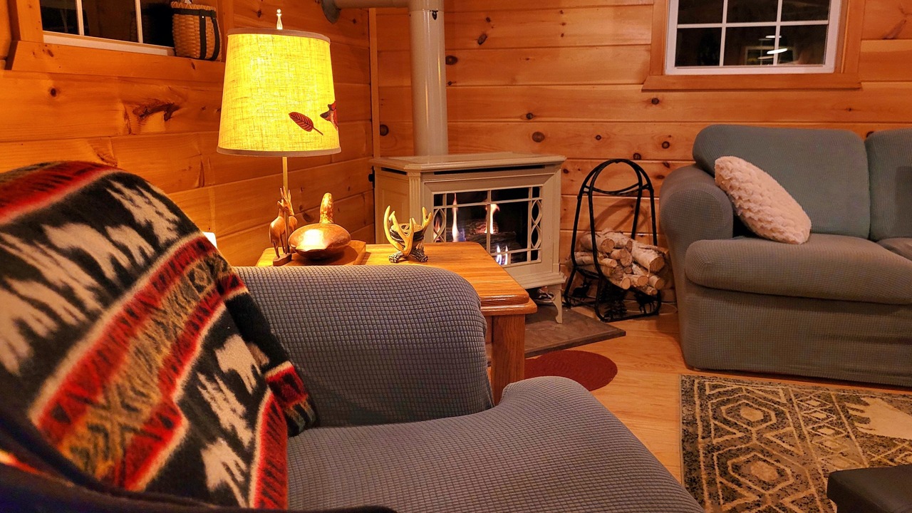 Photo of Livingroom in Bristol Hills