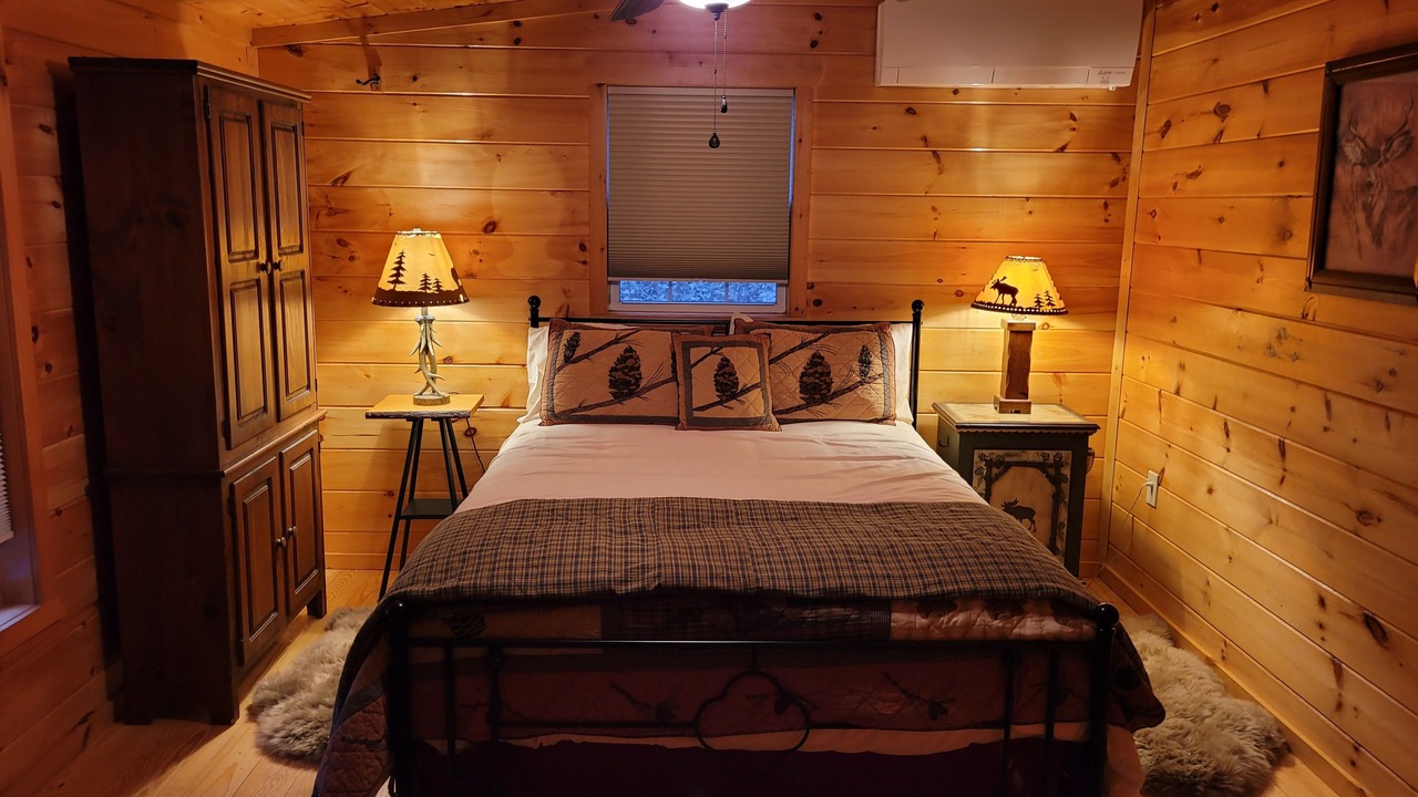 Photo of Bedroom in Bristol Hills