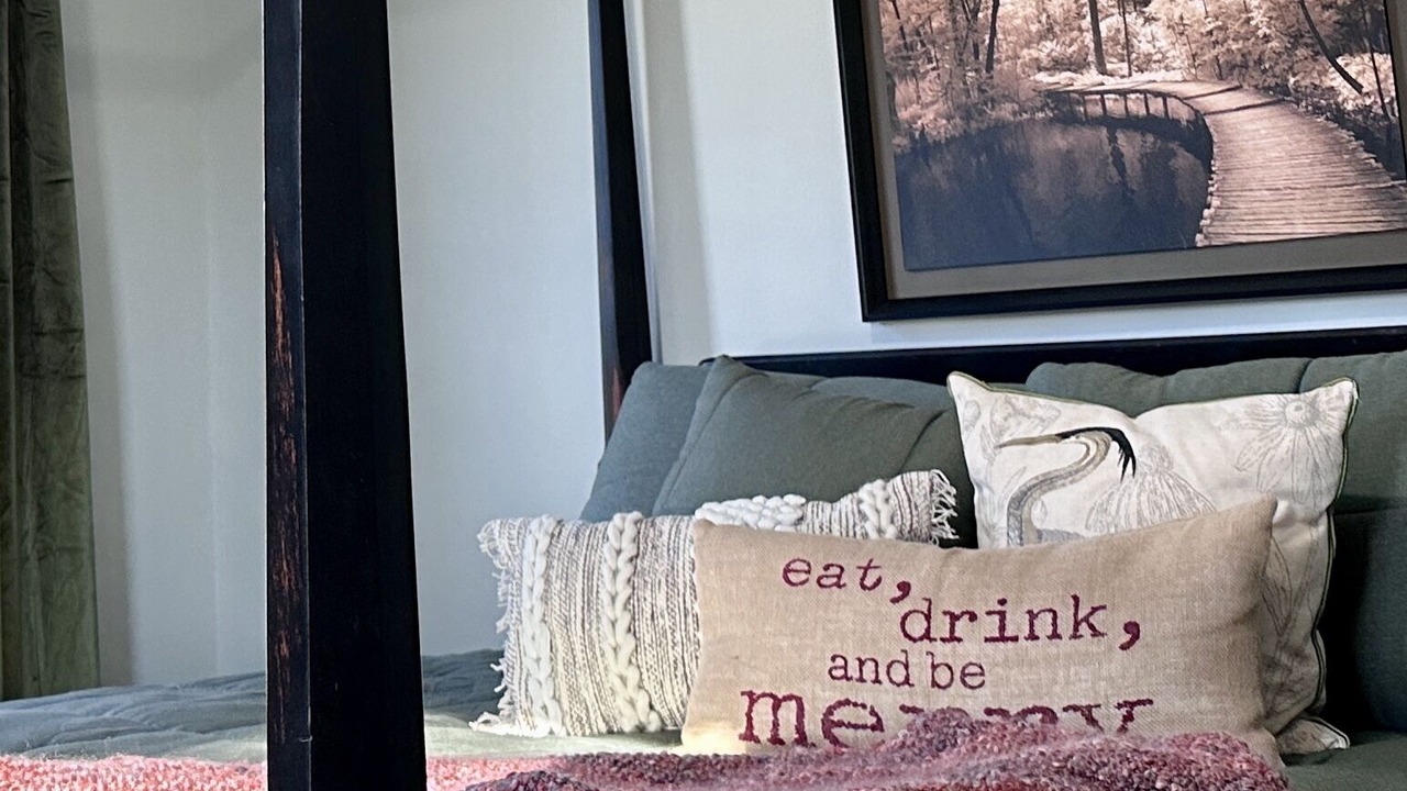 Photo of Bedroom in Oskaloosa