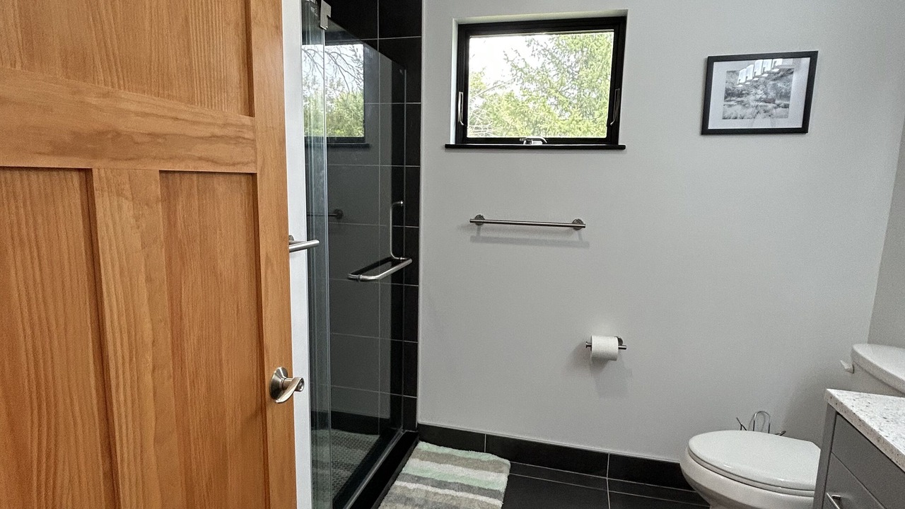Photo of Bathroom in Silver Creek