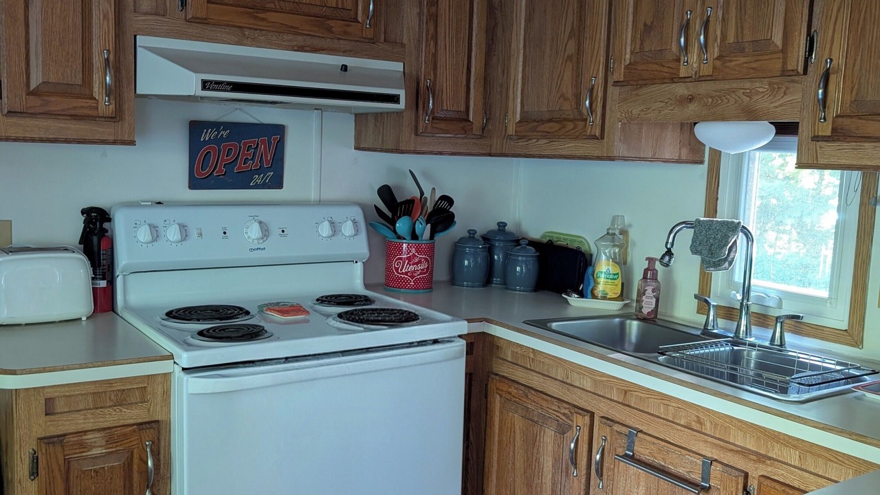 Photo of Kitchen in Central Frontenac