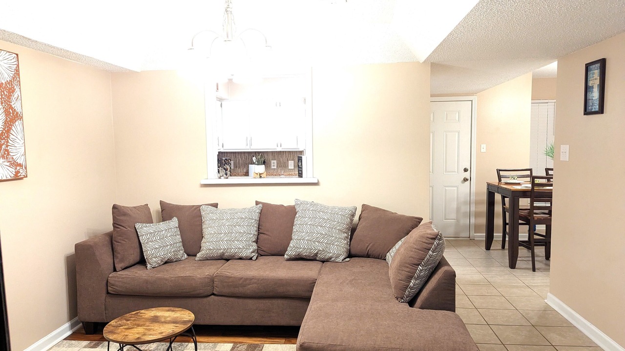 Photo of Livingroom in Sherwood