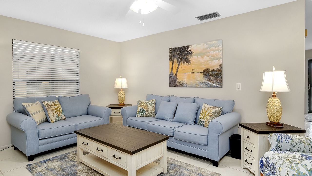 Photo of Livingroom in Venice Gardens