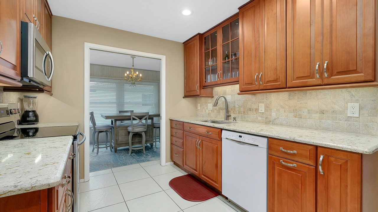 Photo of Kitchen in Venice Gardens