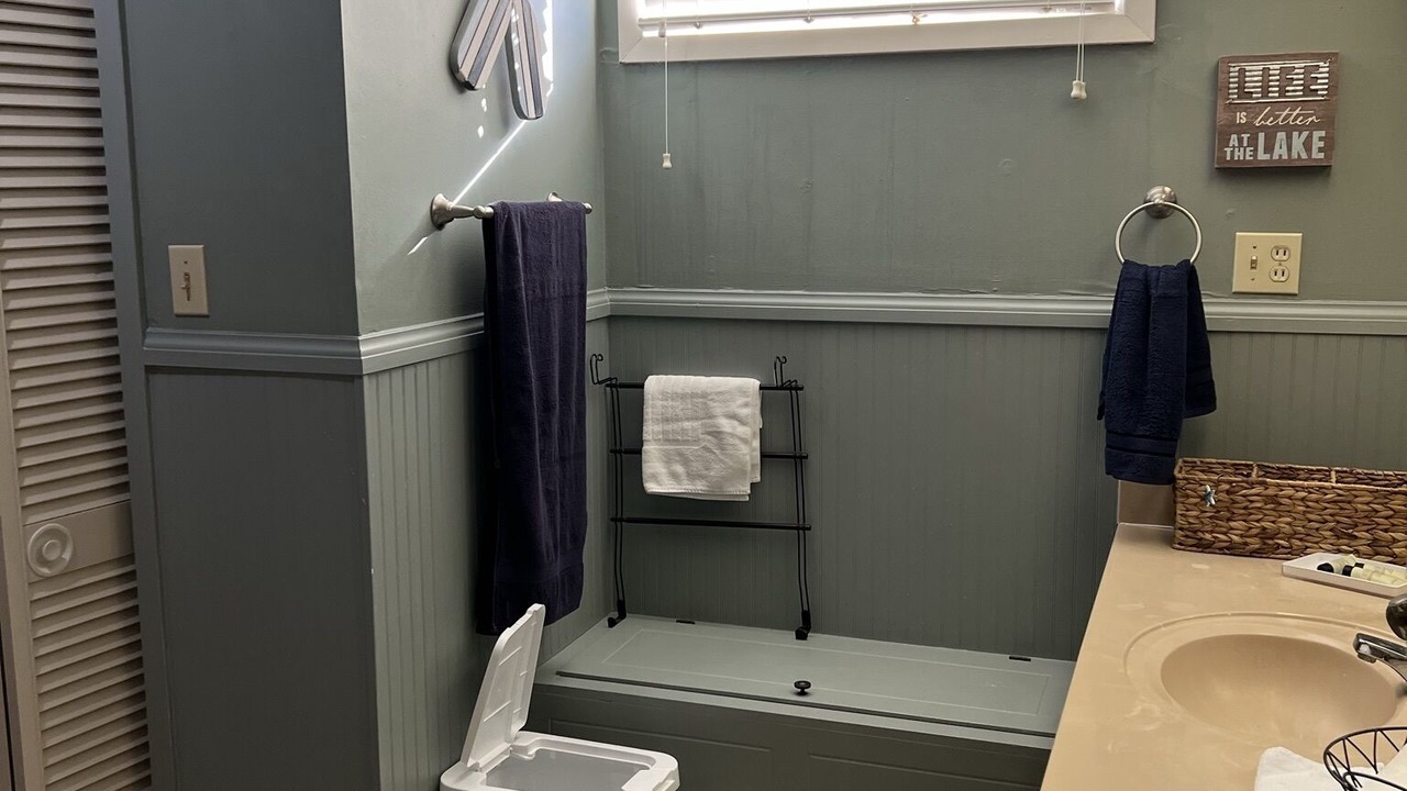Photo of Bathroom in Lake Providence