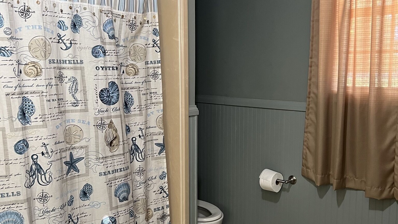 Photo of Bathroom in Lake Providence