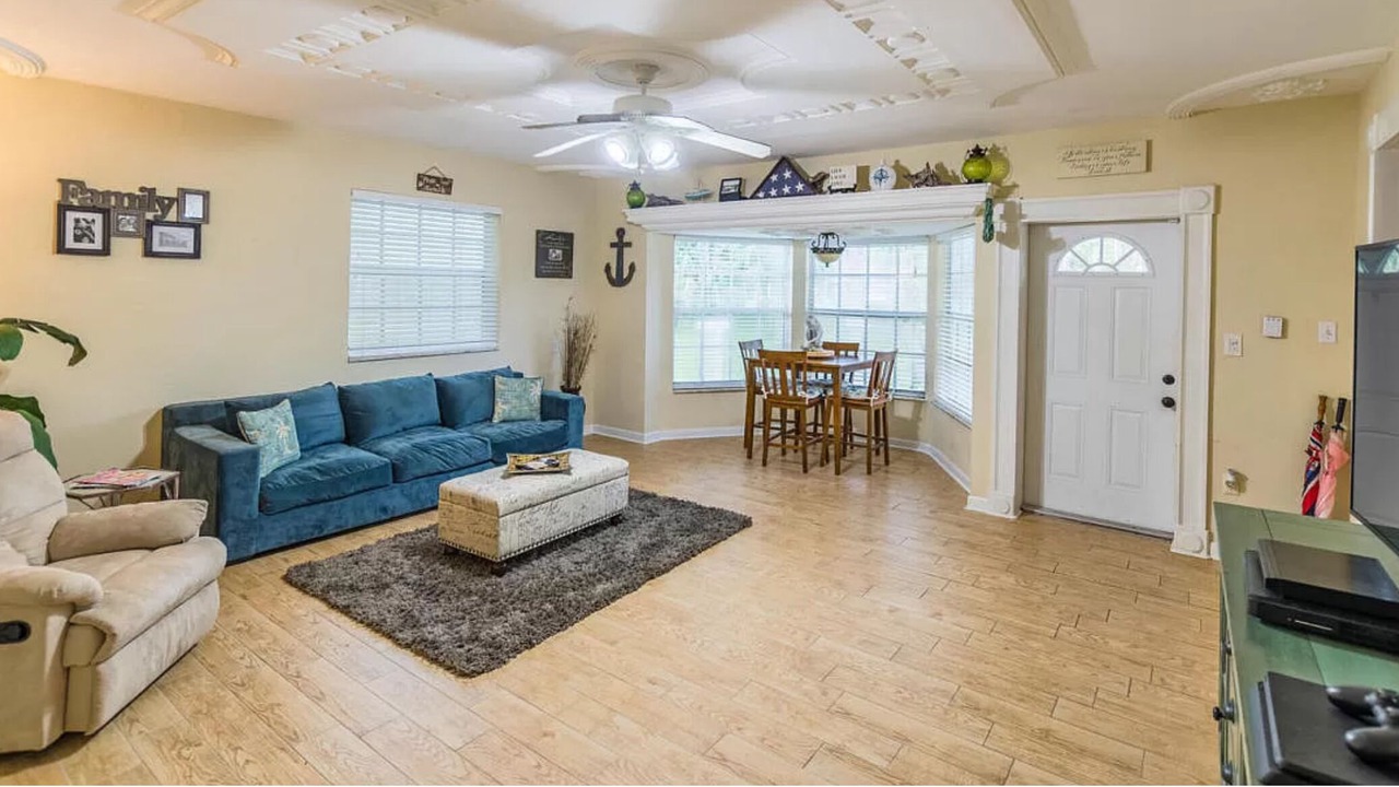 Photo of Livingroom in Jupiter Farms