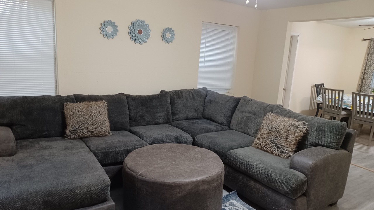 Photo of Livingroom in Lakewood