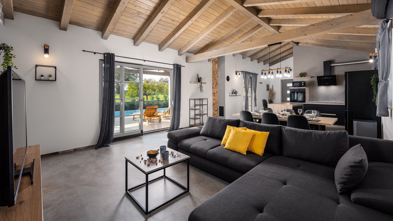 Photo of Livingroom in Mali Vareski