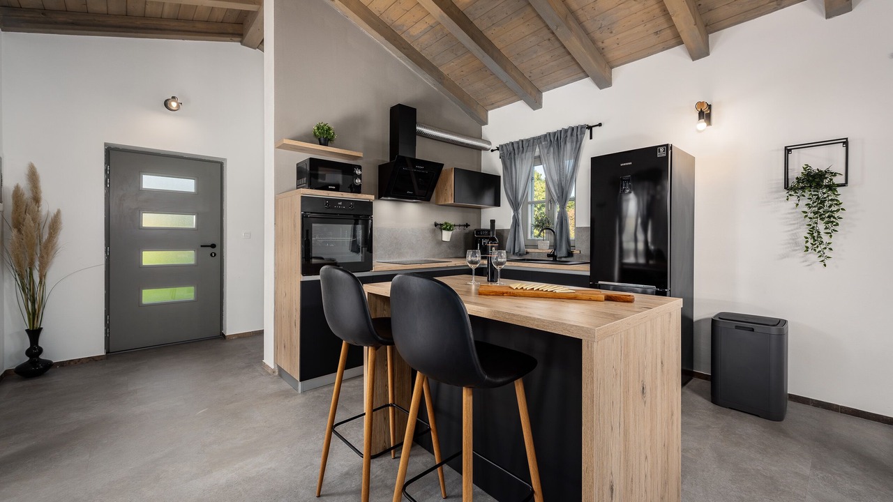 Photo of Kitchen in Mali Vareski