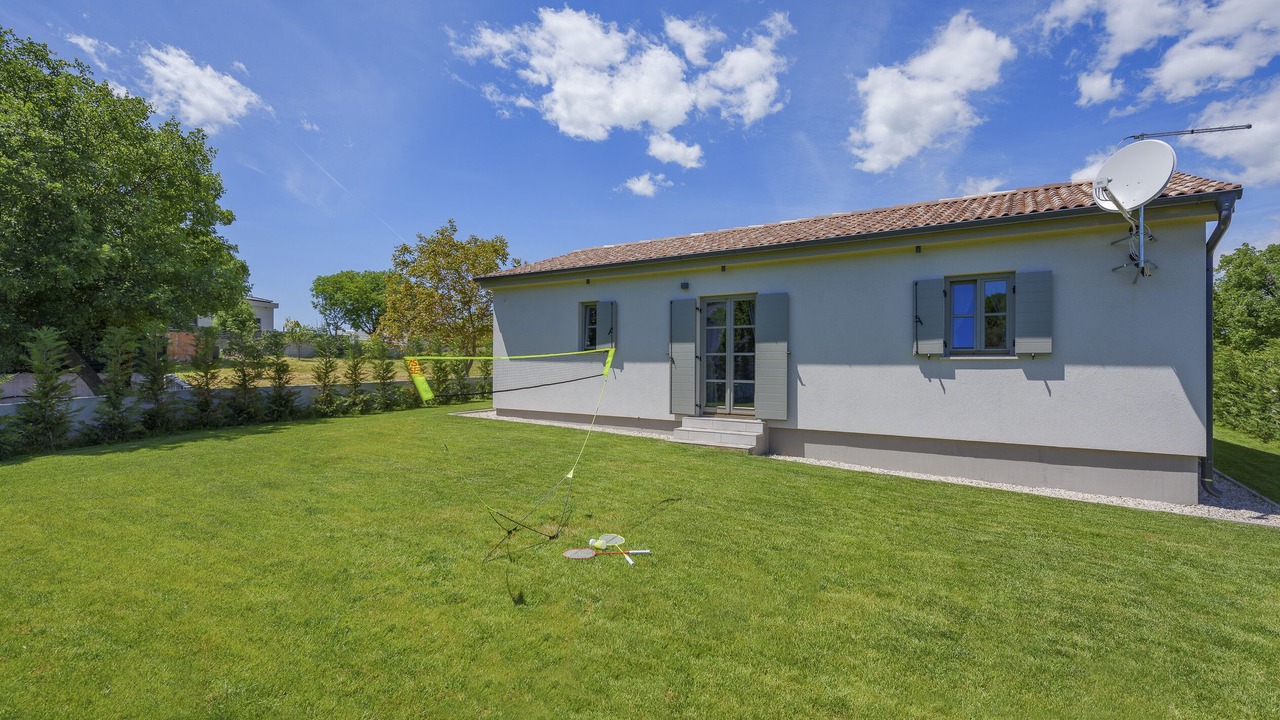 Photo of Outdoor in Mali Vareski
