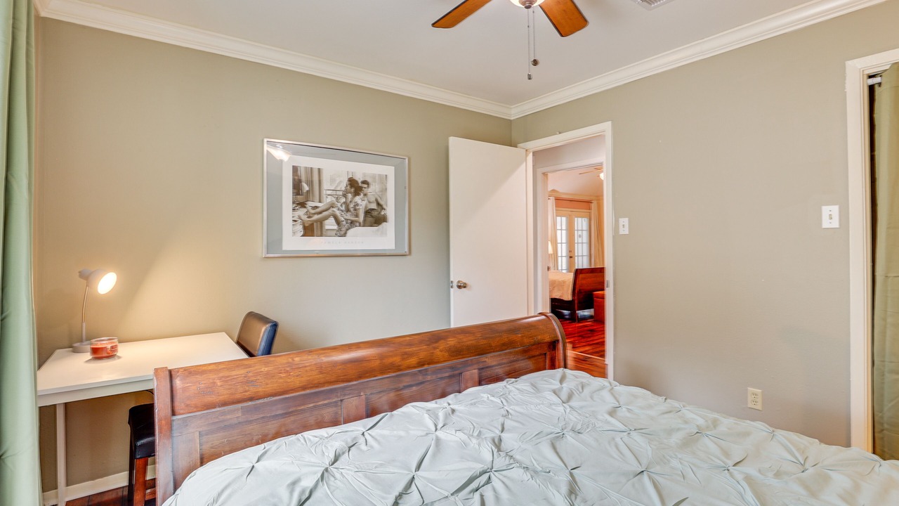 Photo of Bedroom in Mission Bend