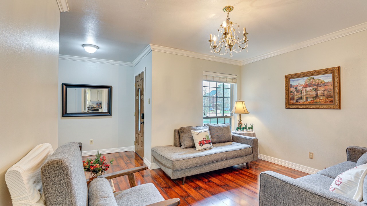 Photo of Bedroom in Mission Bend