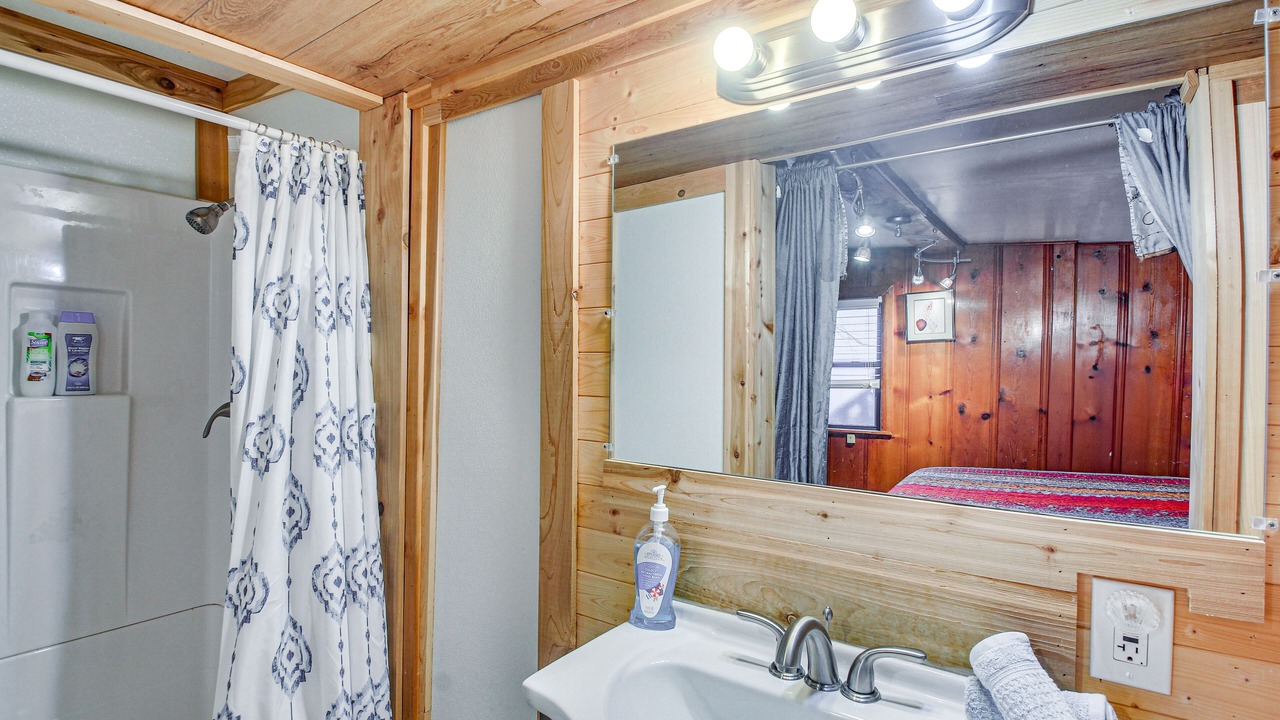 Photo of Bathroom in Medicine Park