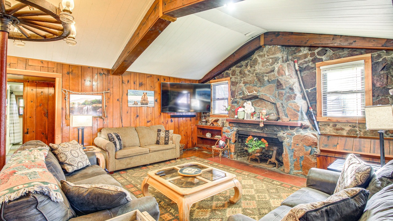 Photo of Livingroom in Medicine Park