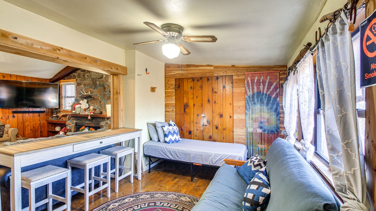 Photo of Bedroom in Medicine Park
