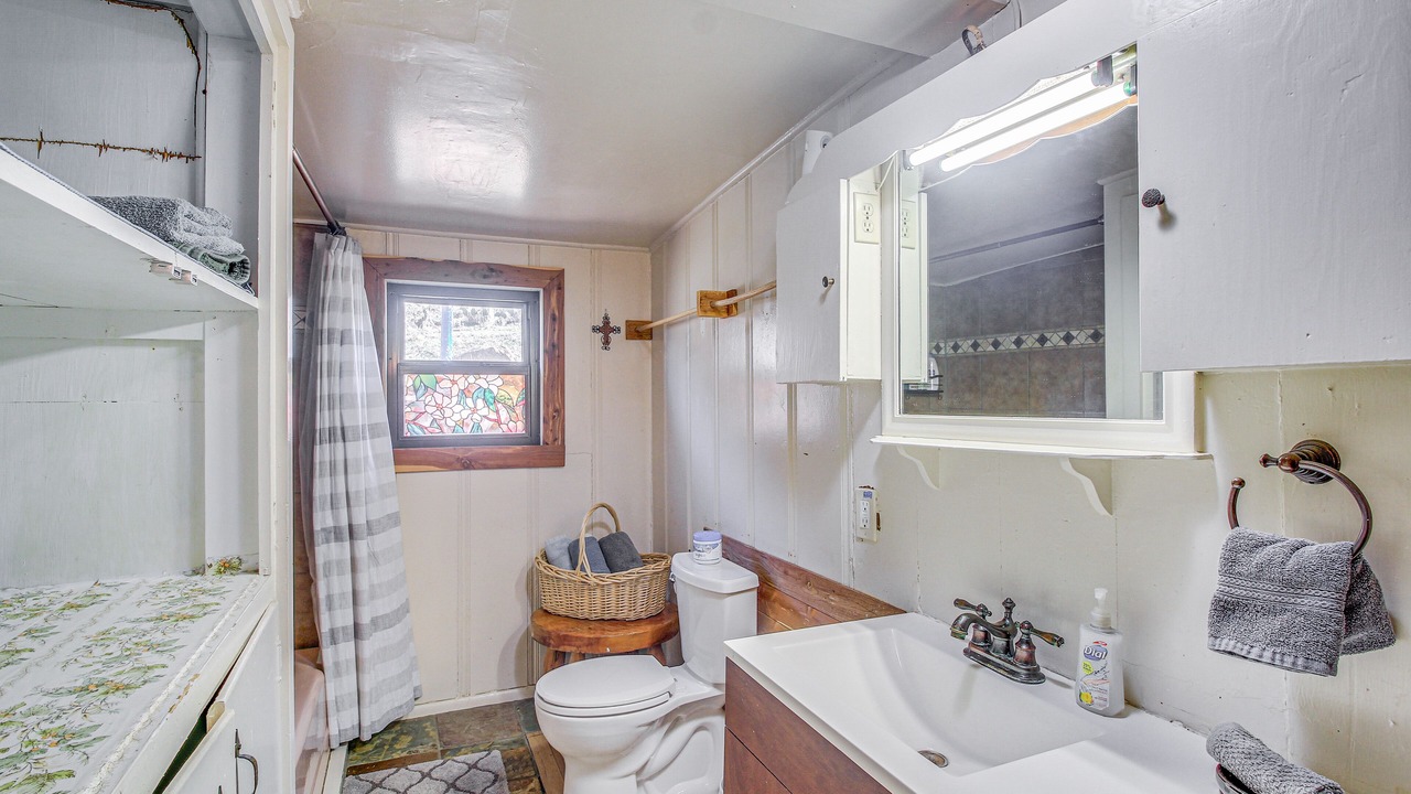 Photo of Bathroom in Medicine Park
