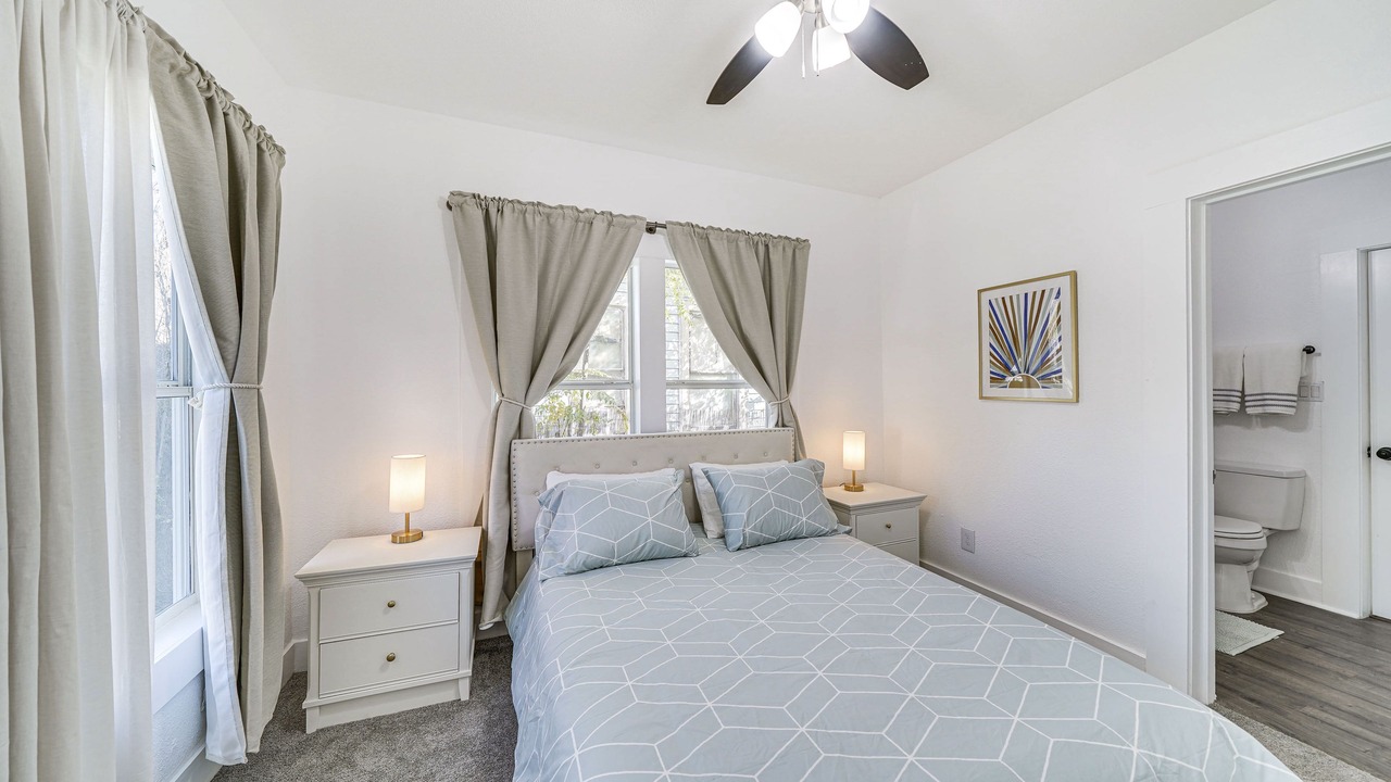 Photo of Bedroom in Nevada Street