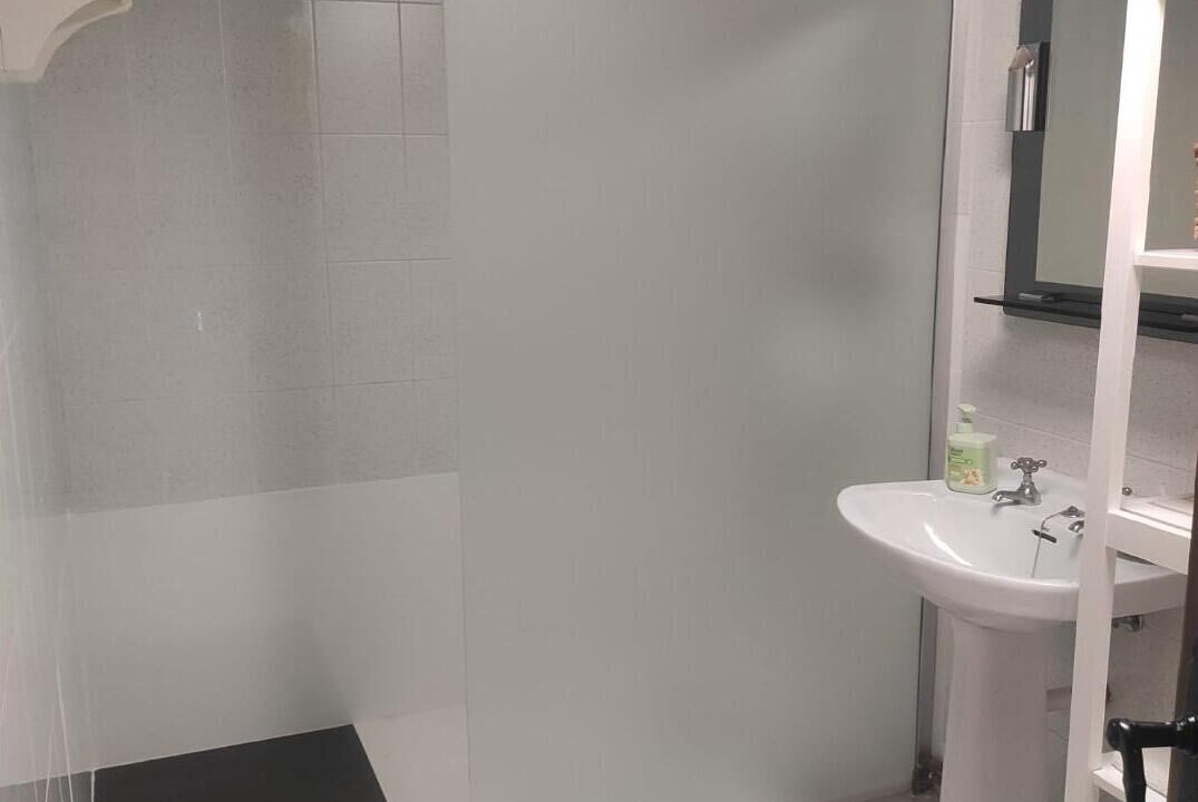Photo of Bathroom in Sin