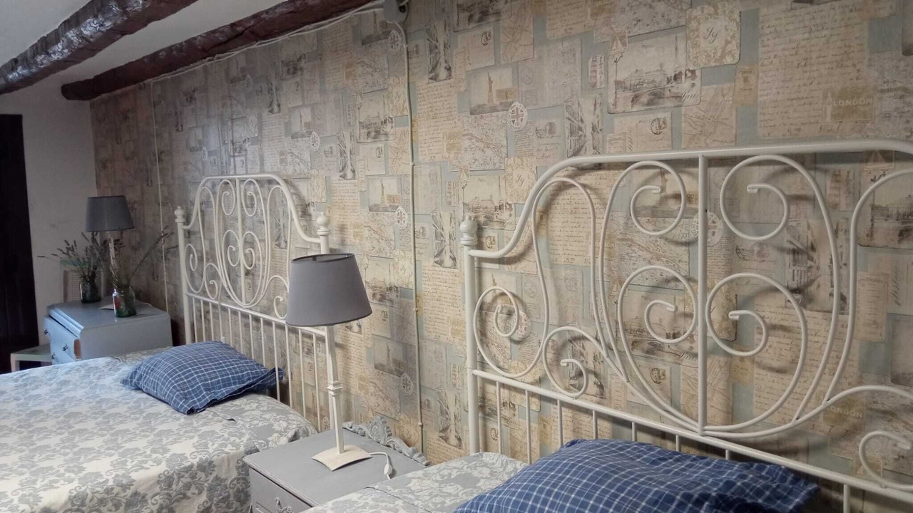 Photo of Bedroom in Sin