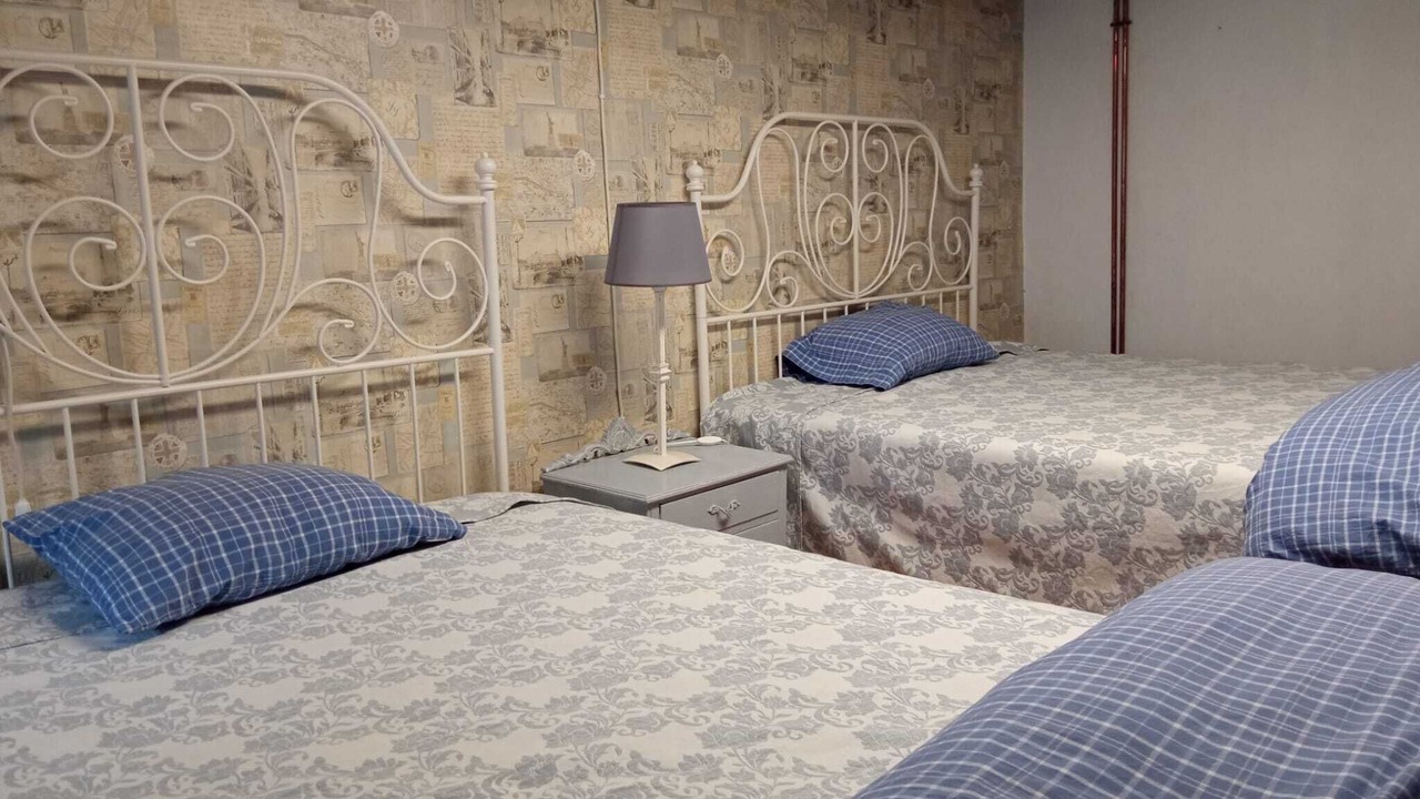 Photo of Bedroom in Sin