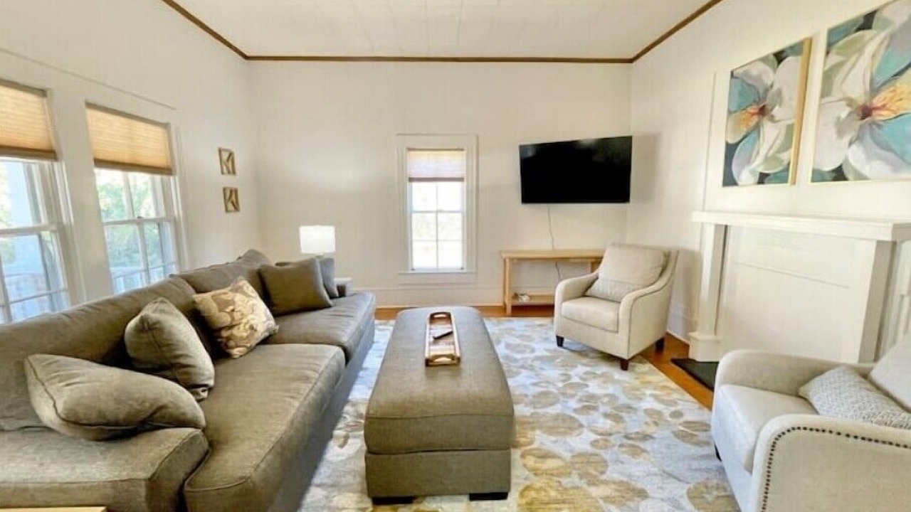 Photo of Livingroom in Wendell