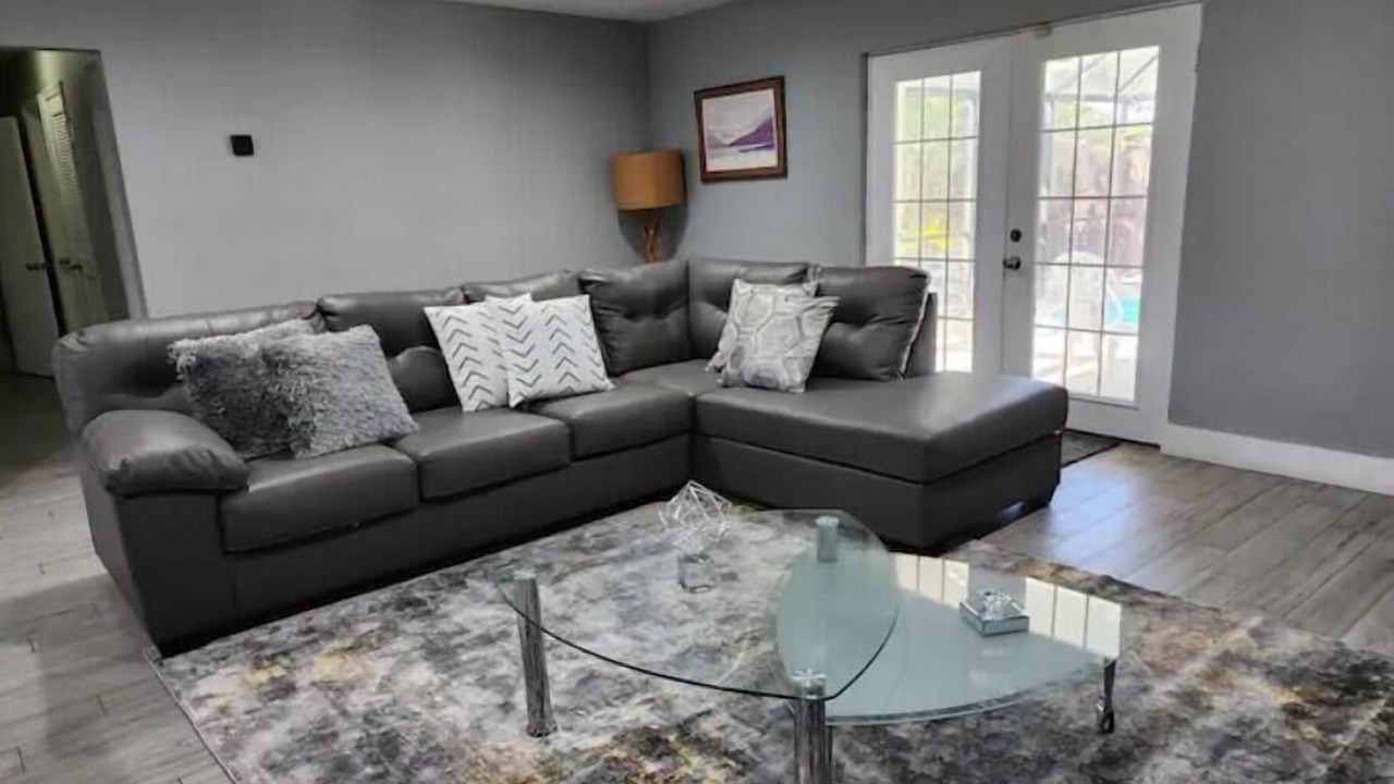 Photo of Livingroom in Ives Estates