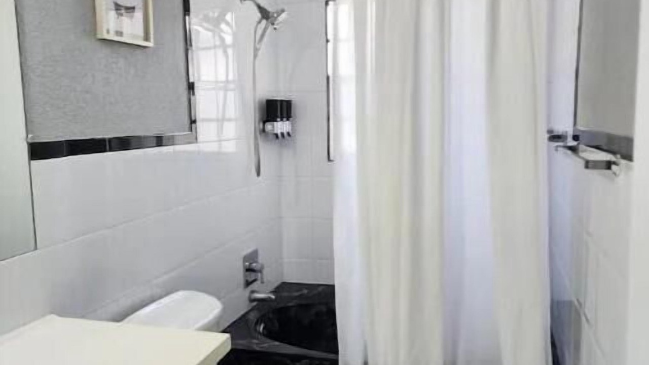 Photo of Bathroom in Ives Estates
