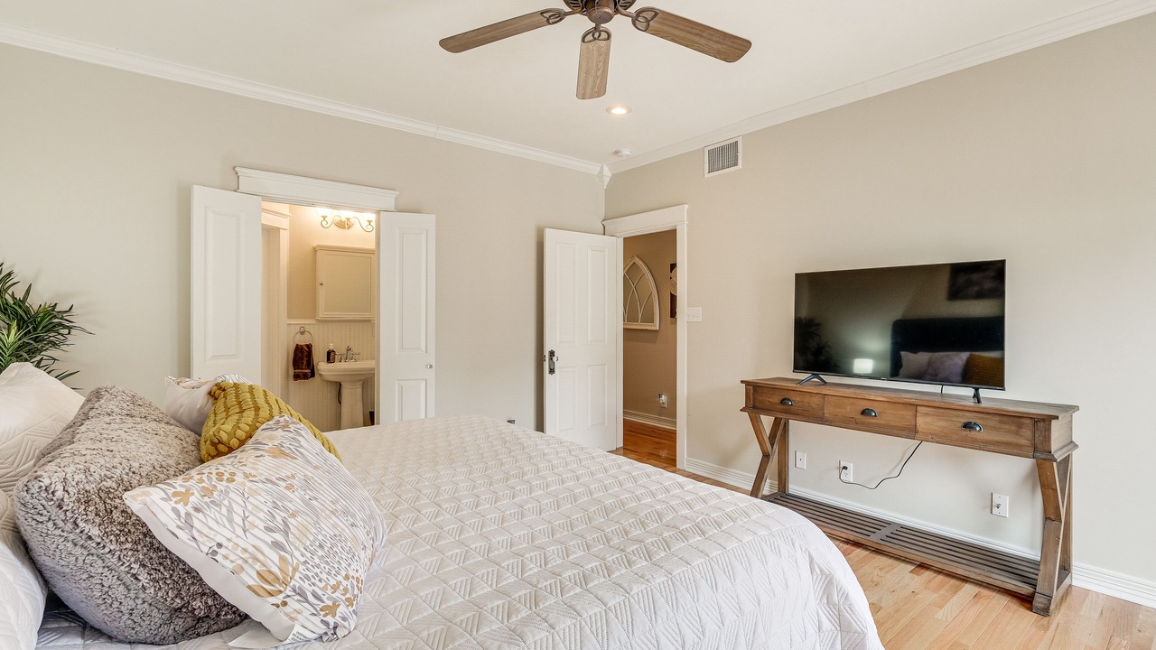 Photo of Bedroom in Brenham