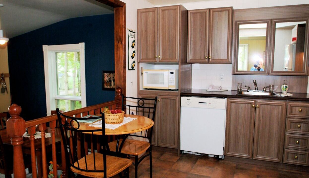 Photo of Kitchen in St-Francois-de-l'Ile-d'Orleans