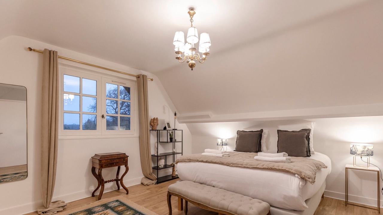 Photo of Bedroom in Barneville-la-Bertran