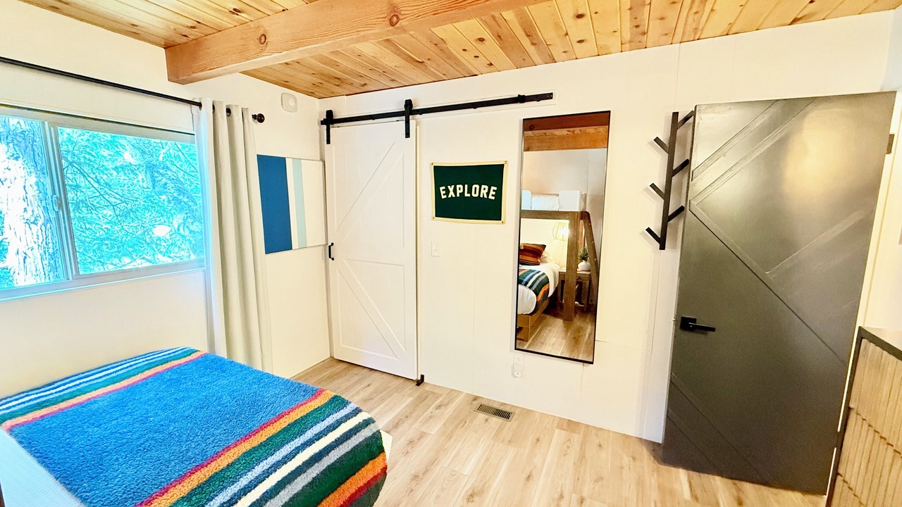 Photo of Bedroom in Lake Arrowhead