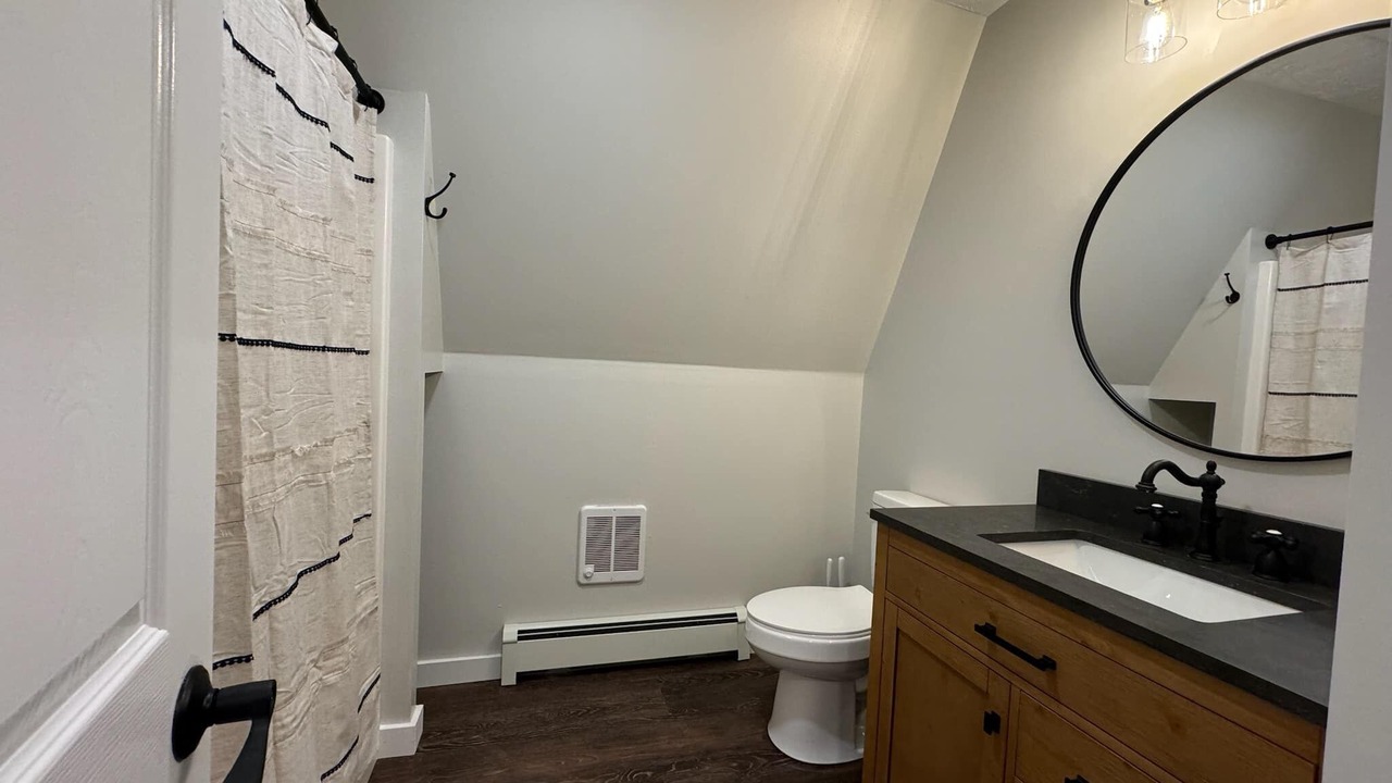 Photo of Bathroom in Eagle Lake