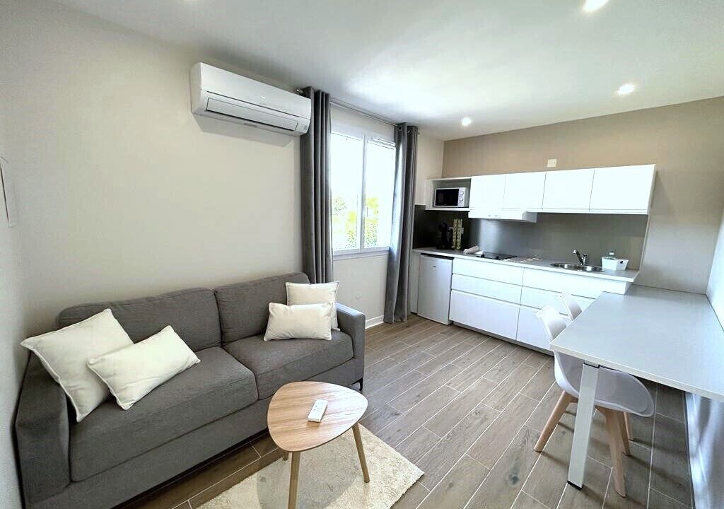Photo of Livingroom in Castelnau-d'Estretefonds