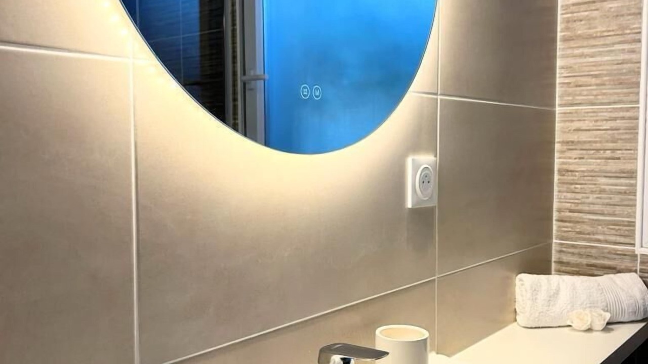 Photo of Bathroom in Castelnau-d'Estretefonds