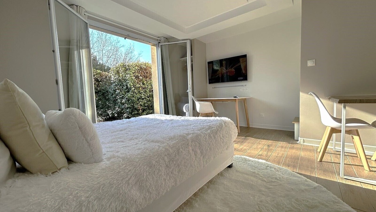 Photo of Bedroom in Castelnau-d'Estretefonds