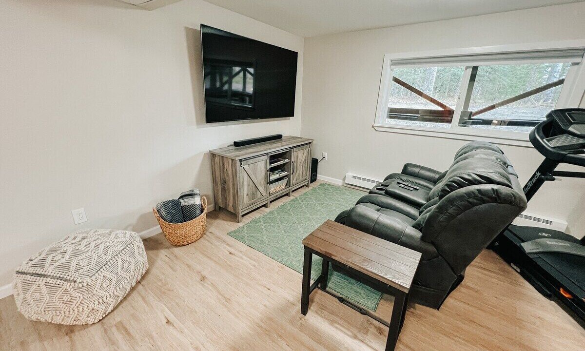 Photo of Bedroom in Kenai
