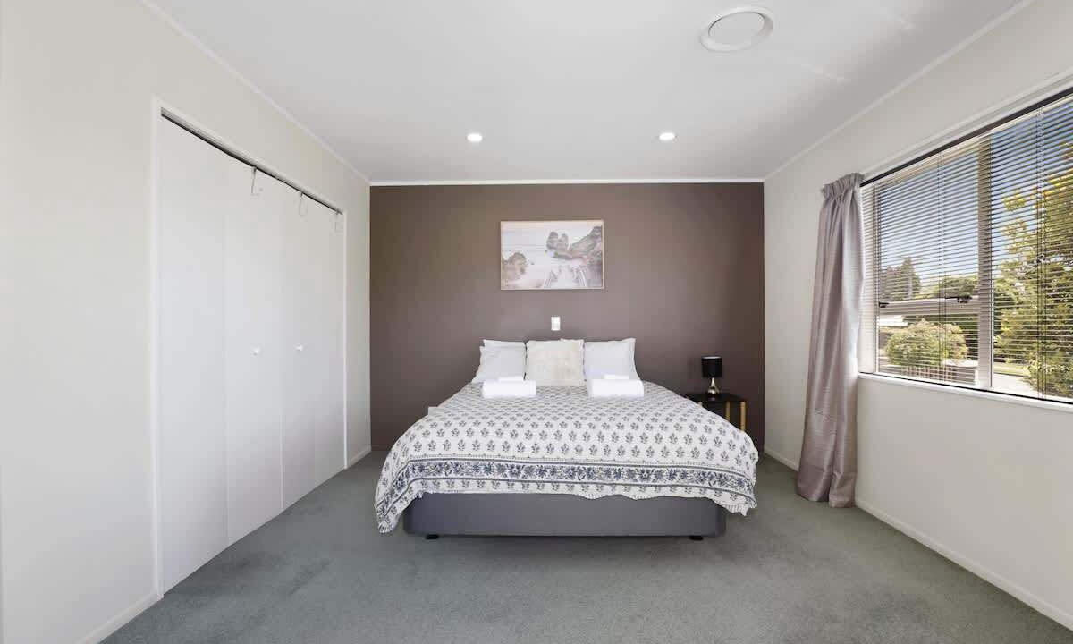 Photo of Others in Lynmore