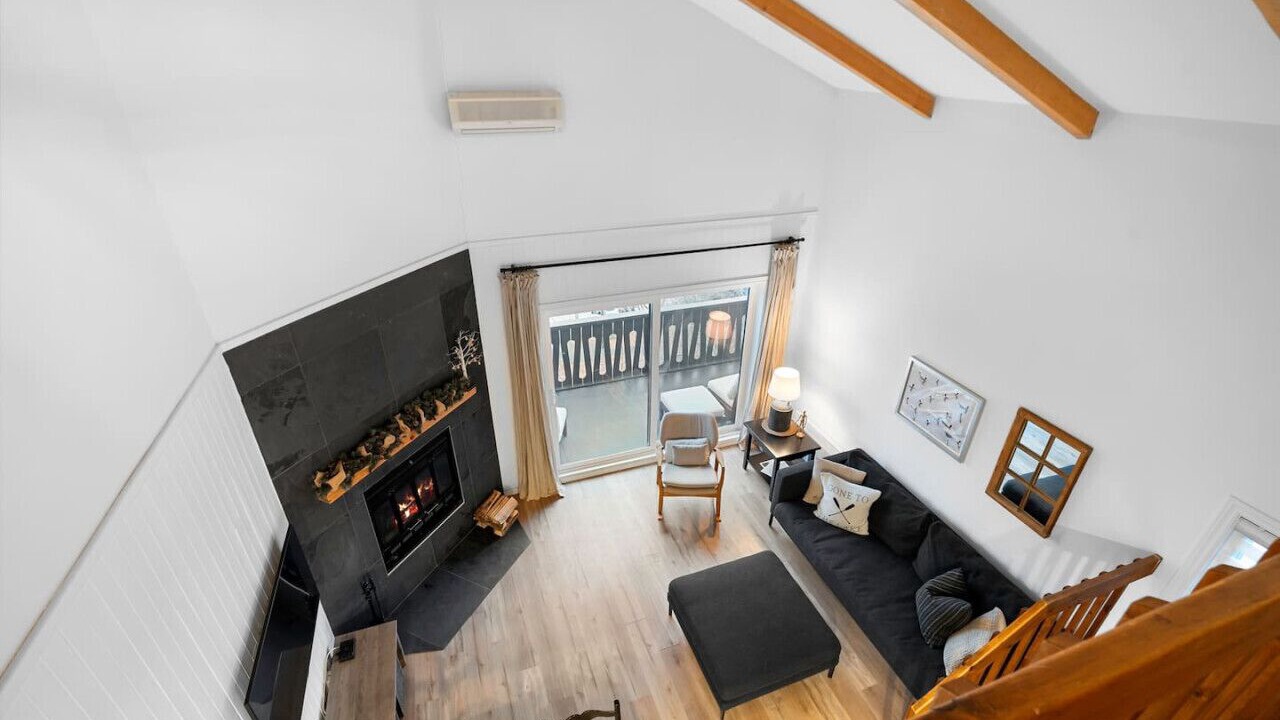 Photo of Livingroom in Mont-Tremblant