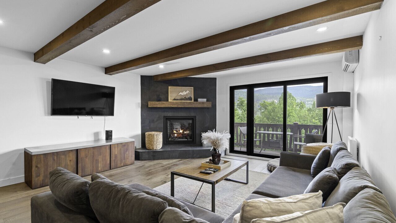 Photo of Livingroom in Mont-Tremblant