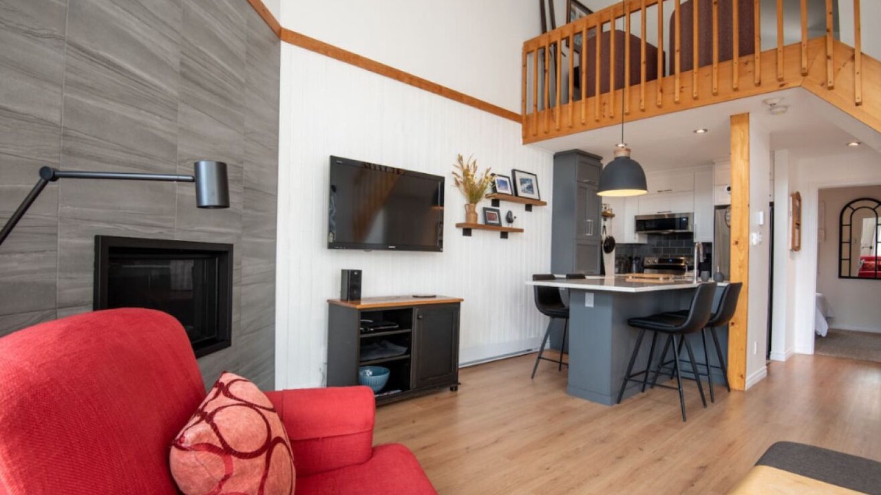 Photo of Livingroom in Mont-Tremblant