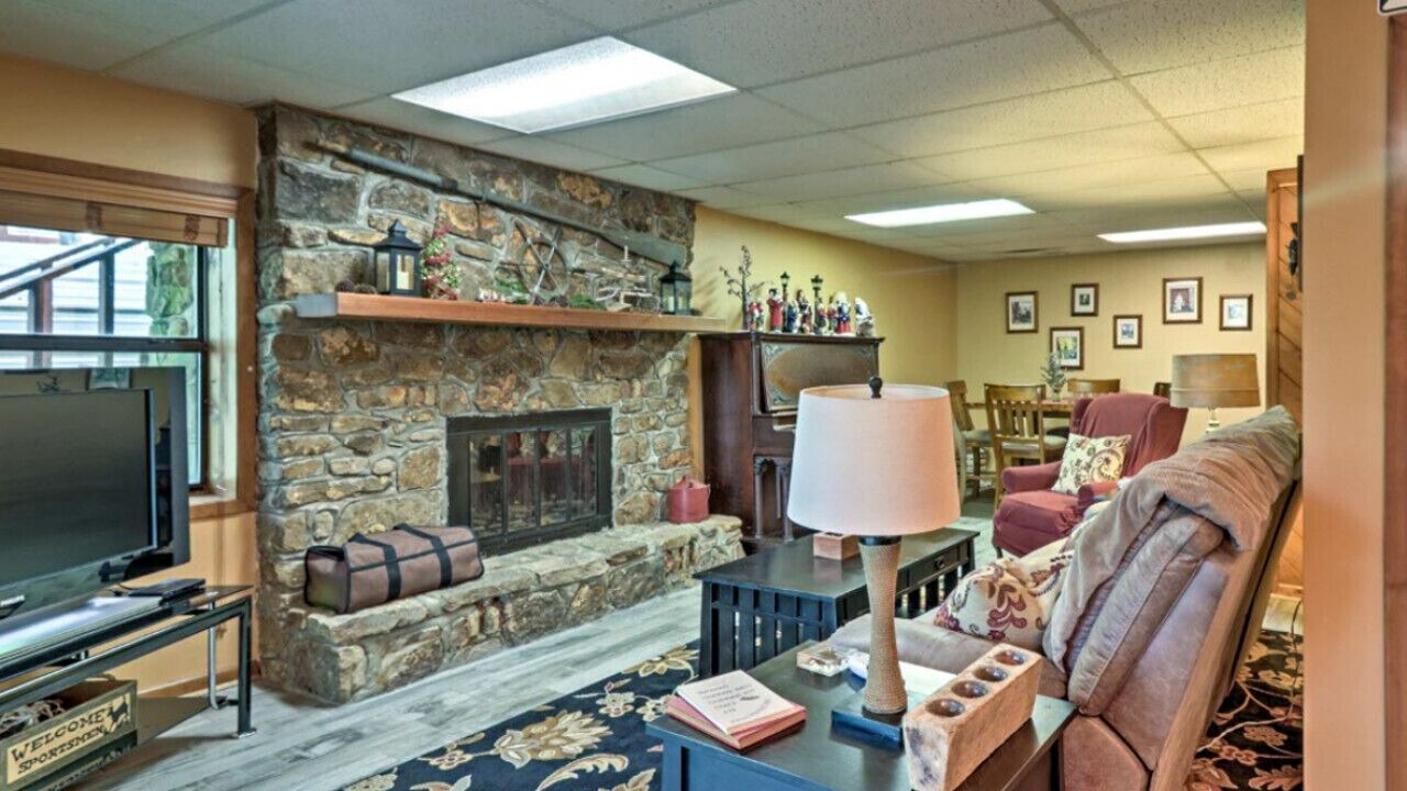 Photo of Livingroom in Fairfield Bay