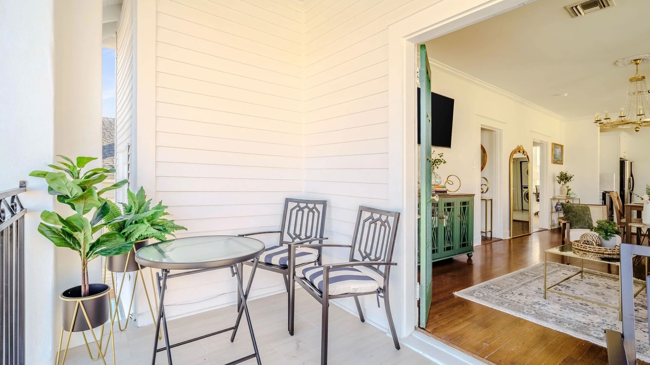 Photo of Patio Balcony in Touro